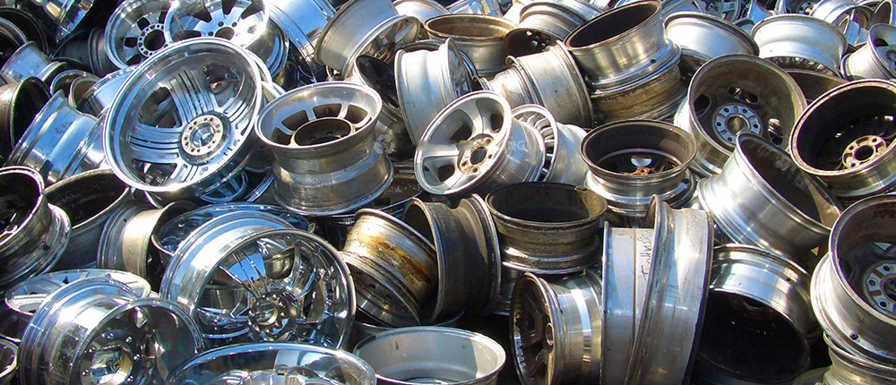 clean alloy aluminium wheels available